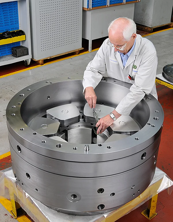 Large vertical bearing assembly